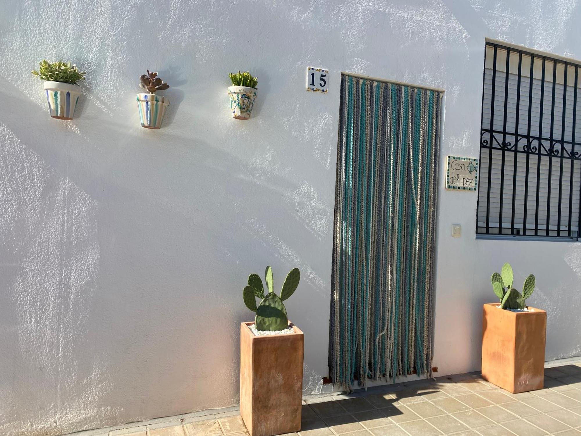 Casa Del Pez Vivienda A Pie De Calle En Agua Amarga A 250 Metros De La Playa Ngoại thất bức ảnh